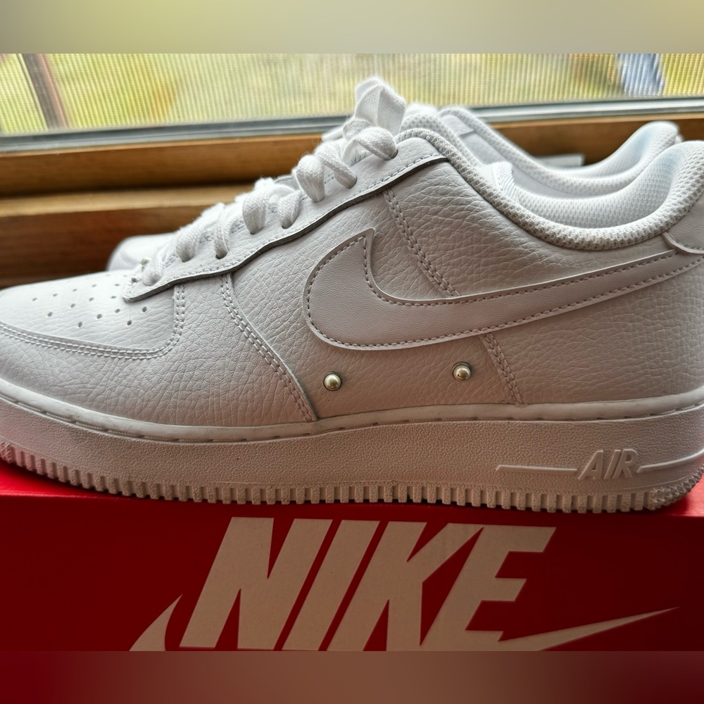 Nike Air Force 1 Low '07 SE 'Pearl White size  9